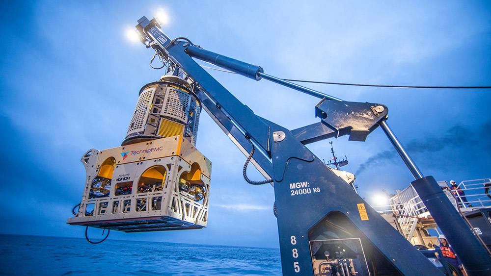  Teledyne RDI Doppler Velocity Logs used to help position a ROV